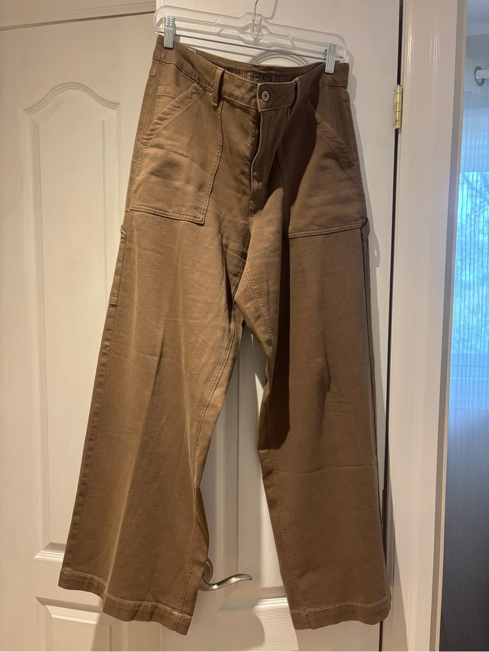 American Eagle Outfitters women’s light brown Wide-Leg Pants